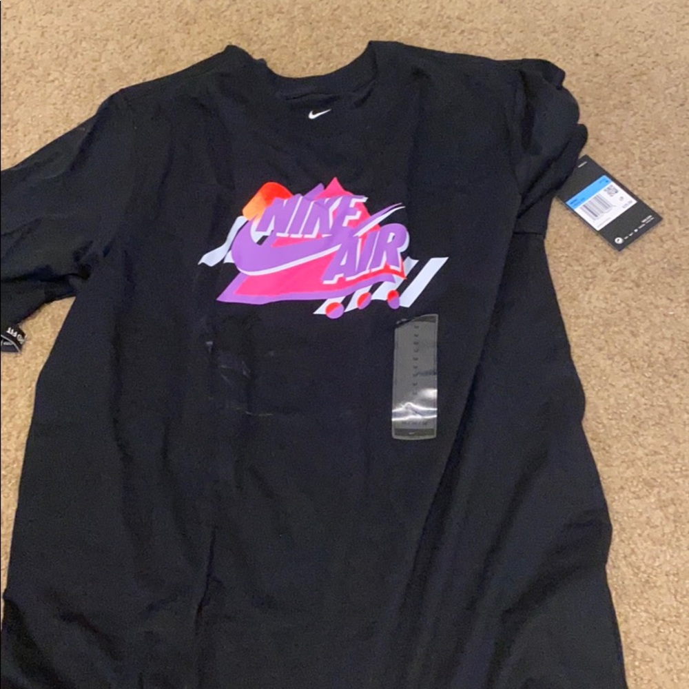 Men’s Nike tee
